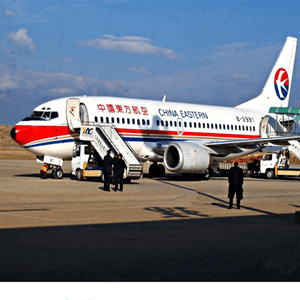 扬州泰州航空运输航空快运业稳步发展的原因是什么？